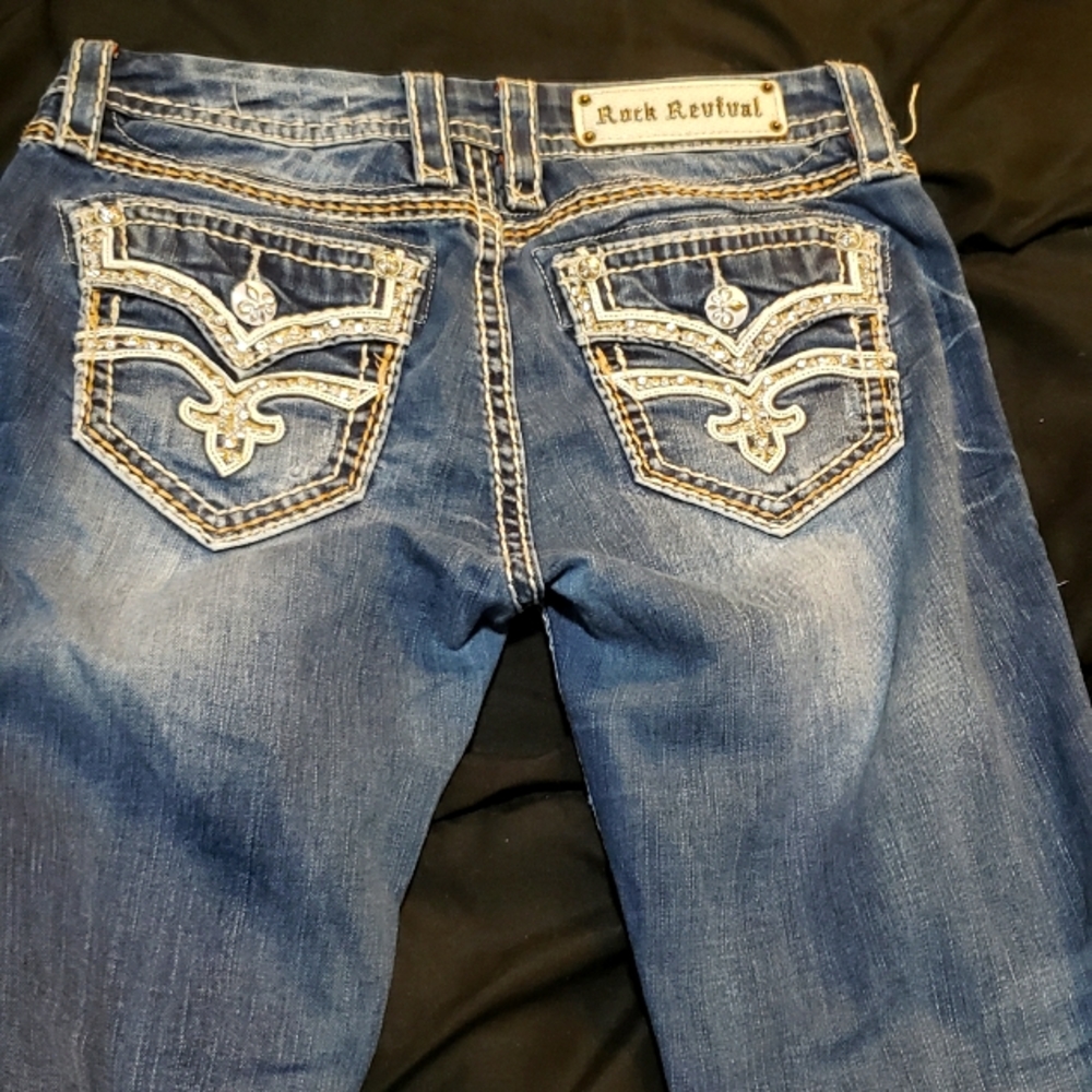 Rock revival size 29 karla mid rise capri jeans